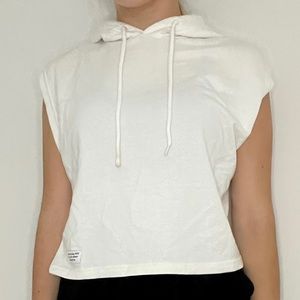 white hooded T-shirt size S